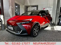 Rot Neu 2025 Toyota C-HR Team SUV | 41.990 € (Etwas zu teuer)