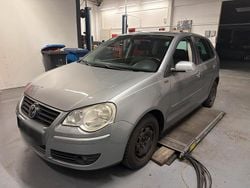 Grau Gebraucht 2009 VW Polo Kleinwagen | 1.200 € (Guter Preis)