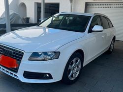 Weiß Gebraucht 2008 Audi A4 Attraction Kombi | 7.800 € (Teuer)