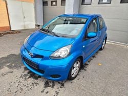 Blau Gebraucht 2009 Toyota Aygo Kleinwagen | 3.290 € (Fairer Preis)