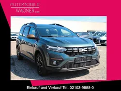 Grün Gebraucht 2024 Dacia Jogger Extreme Limousine | 19.990 € (Fairer Preis)