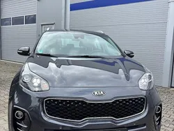 Grau Gebraucht 2016 Kia Sportage Vision SUV | 12.180 € (Fairer Preis)