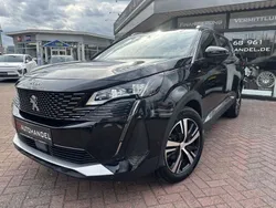 Lackierung schwarz perla nera/ Gebraucht 2023 Peugeot 5008 GTi Van / Kleinbus | 27.950 € (Guter Preis)