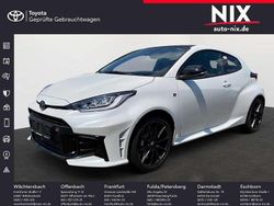 Platinumweiß perleffect Gebraucht 2024 Toyota Yaris Kleinwagen | 46.480 € (Fairer Preis)