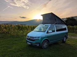 Grün Gebraucht 2020 VW T6.1 California Van | 60.900 €