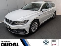 Pure white Gebraucht 2021 VW Passat GTE Kombi | 19.470 € (Guter Preis)