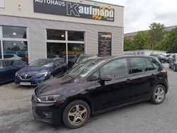 Schwarz Gebraucht 2015 VW Golf Sportsvan Comfortline Van / Kleinbus | 13.890 € (Fairer Preis)