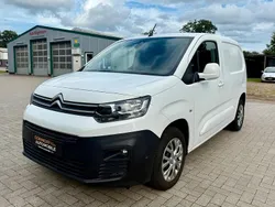 Weiß Gebraucht 2019 Citroën Berlingo Van / Kleinbus | 10.600 € (Fairer Preis)