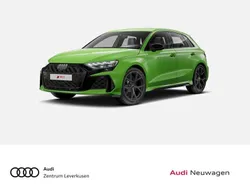 Grün Neu 2025 Audi RS3 Sportback Sport Kleinwagen | 53.980 €
