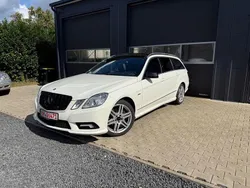 Weiß Gebraucht 2011 Mercedes E200 AMG line Kombi | 8.250 € (Guter Preis)
