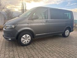 Grau Gebraucht 2016 VW Caravelle Trendline Van / Kleinbus | 13.000 € (Superpreis)
