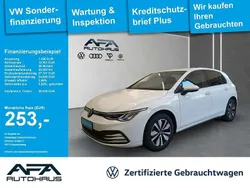 Pure white Gebraucht 2024 VW Golf VIII Move Limousine | 25.916 € (Guter Preis)
