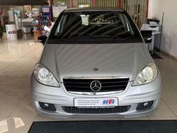 Silber Gebraucht 2006 Mercedes A170 Classic Van / Kleinbus | 2.990 € (Fairer Preis)