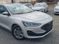 Silber Gebraucht 2022 Ford Focus Titanium Kombi | 16.485 € (Fairer Preis)
