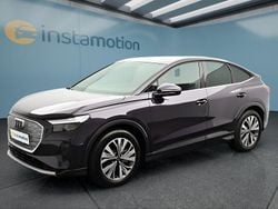 Violett Gebraucht 2025 Audi Q4 Sportback e-tron SUV | 43.949 € (Guter Preis)