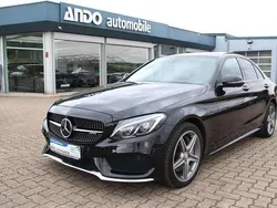 Obsidianschwarz Gebraucht 2015 Mercedes C300 AMG line Limousine | 27.900 €