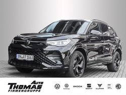 Deep black perleffekt Gebraucht 2024 VW Tiguan R-line SUV | 44.389 € (Fairer Preis)