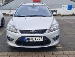 Silber Gebraucht 2010 Ford Focus Titanium Kombi | 1.399 € (Guter Preis)