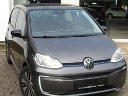Grau Gebraucht 2022 VW e-up! Style Kleinwagen | 15.400 € (Fairer Preis)