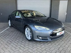 Grau Gebraucht 2013 Tesla Model S Limousine | 13.500 € (Fairer Preis)