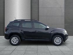 Schwarz metallic Gebraucht 2022 Dacia Duster Comfort | 18.390 €