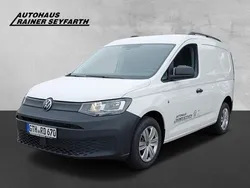 Weiß schwarz Gebraucht 2023 VW Caddy Van / Kleinbus | 22.990 € (Superpreis)