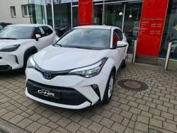 Weiß Gebraucht 2023 Toyota C-HR Basis SUV | 26.500 € (Fairer Preis)
