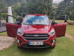 Rot Gebraucht 2019 Ford Kuga ST-Line SUV | 17.600 € (Fairer Preis)