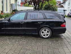 Schwarz Gebraucht 2007 Mercedes E220 Avantgarde Kombi | 3.990 € (Fairer Preis)