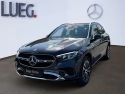 Grau Gebraucht 2024 Mercedes GLC200 Advanced SUV | 52.490 € (Fairer Preis)