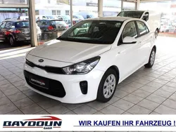 Weiß Gebraucht 2020 Kia Rio Edition 7 Limousine | 8.000 €
