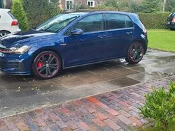 Blau Gebraucht 2018 VW Golf VII GTI Limousine | 25.500 € (Etwas zu teuer)