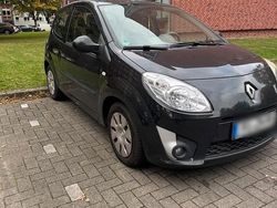 Schwarz Gebraucht 2009 Renault Twingo Kleinwagen | 2.200 € (Fairer Preis)