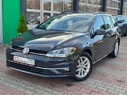 Uranograu/cinza urano Gebraucht 2020 VW Golf VIII Comfortline Kombi | 13.700 € (Fairer Preis)