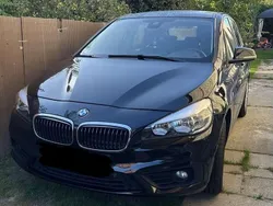 Schwarz Gebraucht 2017 BMW 225 Van / Kleinbus | 19.500 € (Teuer)