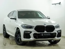 Weiß Gebraucht 2021 BMW X6 M Sport SUV | 68.700 € (Etwas zu teuer)