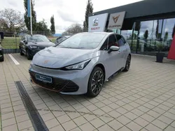 Grau Gebraucht 2025 Cupra Born Kleinwagen | 43.400 € (Teuer)