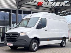 Weiß (arktikweiß) Gebraucht 2022 Mercedes Sprinter Van | 32.118 € (Fairer Preis)