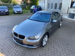 Grau Gebraucht 2007 BMW 320 M Sport Coupé | 8.900 € (Fairer Preis)