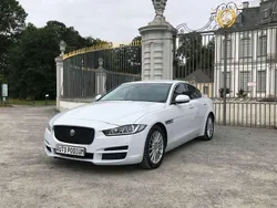 Weiß Gebraucht 2017 Jaguar XE Limousine | 12.450 € (Guter Preis)