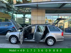 Beige Gebraucht 2009 Skoda Octavia Classic Kombi | 3.499 € (Fairer Preis)