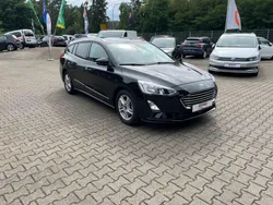 Schwarz Gebraucht 2019 Ford Focus Cool & Connect Kombi | 12.900 € (Fairer Preis)