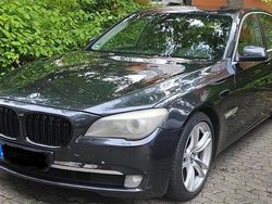 Schwarz Gebraucht 2009 BMW 730 Limousine | 8.999 € (Teuer)