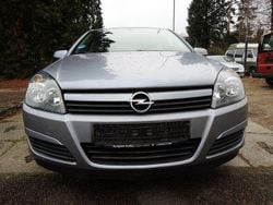 Blau Gebraucht 2005 Opel Astra Limousine | 2.500 € (Fairer Preis)