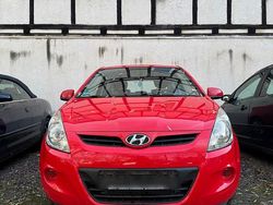 Rot Gebraucht 2011 Hyundai i20 Edition+ Kleinwagen | 3.450 € (Fairer Preis)