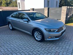 Silber Gebraucht 2017 VW Passat Comfortline Limousine | 13.350 € (Guter Preis)