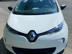 Weiß Gebraucht 2017 Renault Zoe Life Kleinwagen | 6.500 € (Guter Preis)