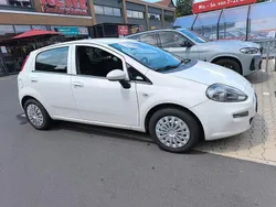 Weiß Gebraucht 2016 Fiat Grande Punto Kleinwagen | 5.300 €