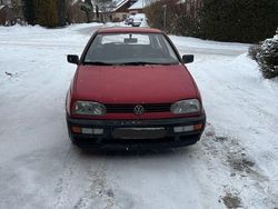 Rot Gebraucht 1994 VW Golf Limousine | 599 €