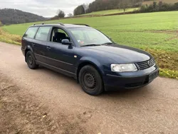 Blau Gebraucht 1999 VW Passat Kombi | 7.325 €
